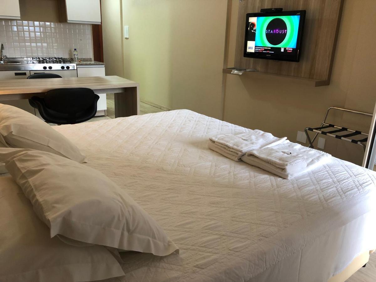 Aquarius Flat Aptos E Suites サンタ・クルス・ド・スル エクステリア 写真