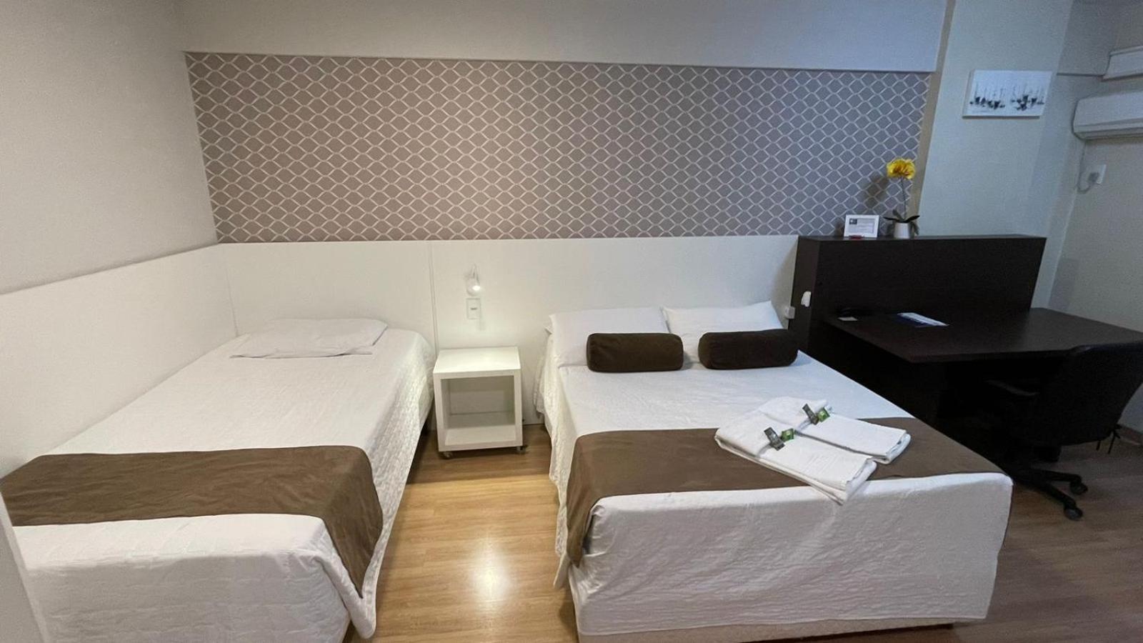 Aquarius Flat Aptos E Suites サンタ・クルス・ド・スル エクステリア 写真