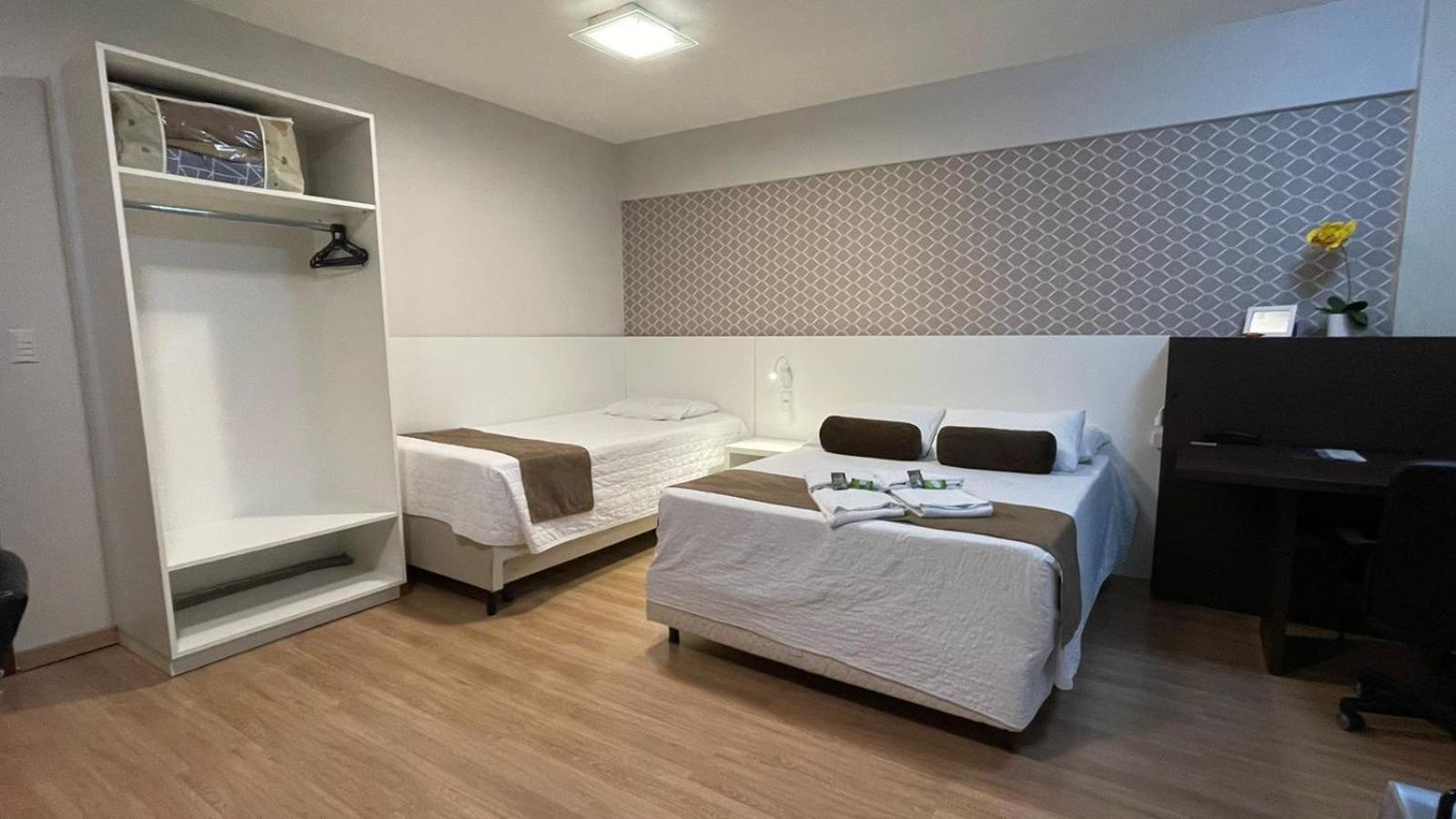 Aquarius Flat Aptos E Suites サンタ・クルス・ド・スル エクステリア 写真
