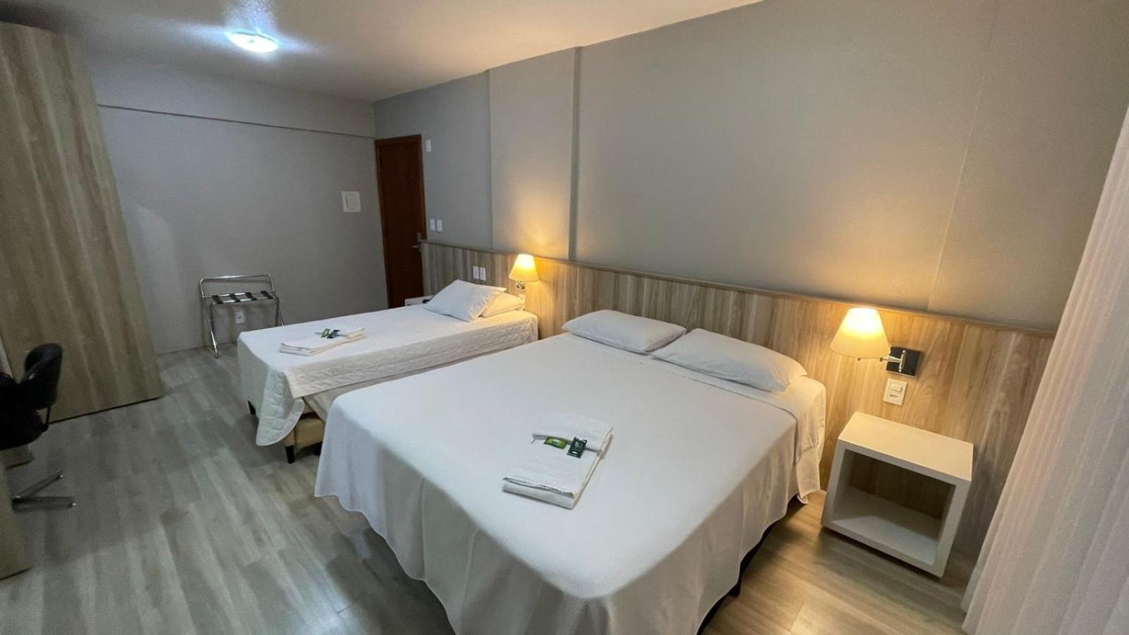Aquarius Flat Aptos E Suites サンタ・クルス・ド・スル エクステリア 写真